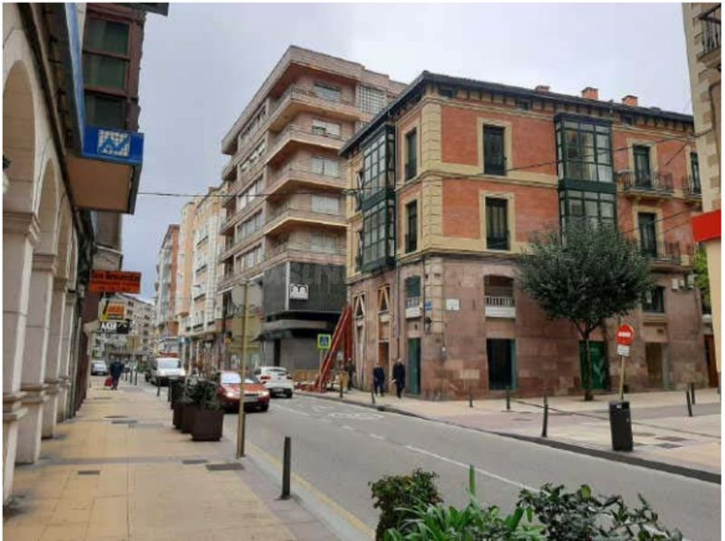 Almacén en venta - Torrelavega - foto 4