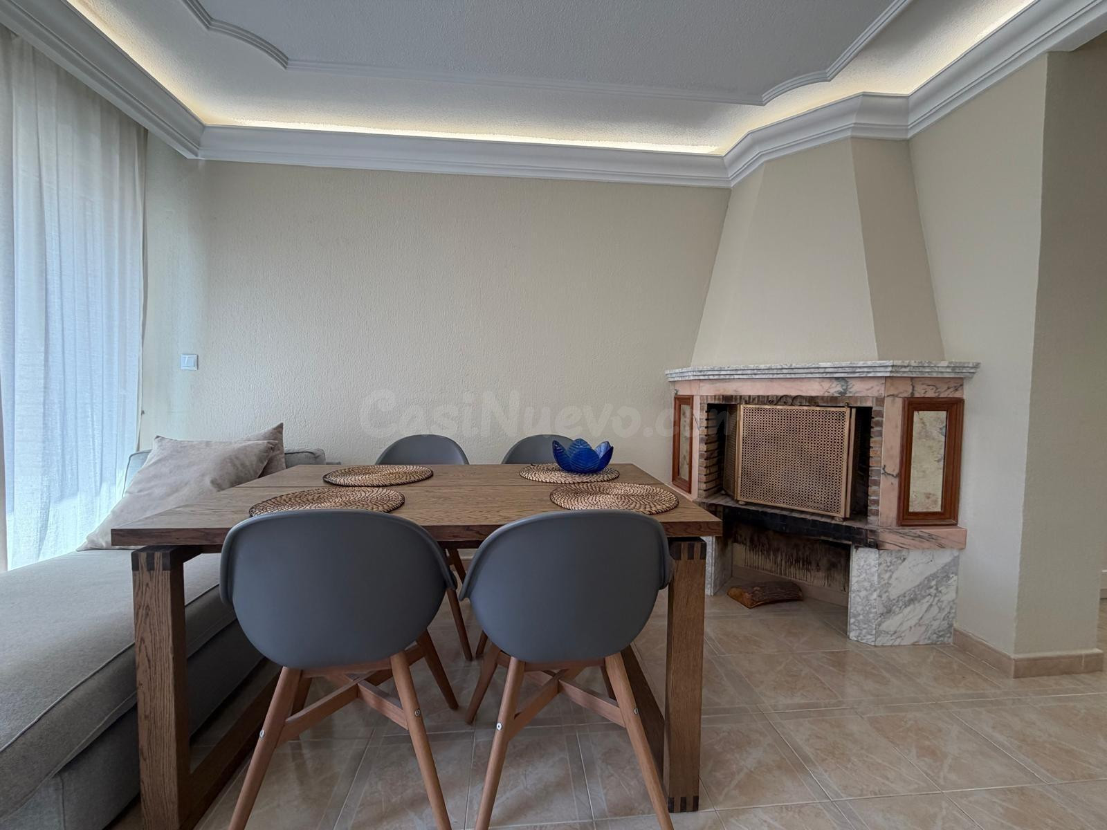 MAGNIFICA VIVIENDA TOTALMENTE REFORMADA EN SEGUNDA LINEA DE PLAYA - foto 3