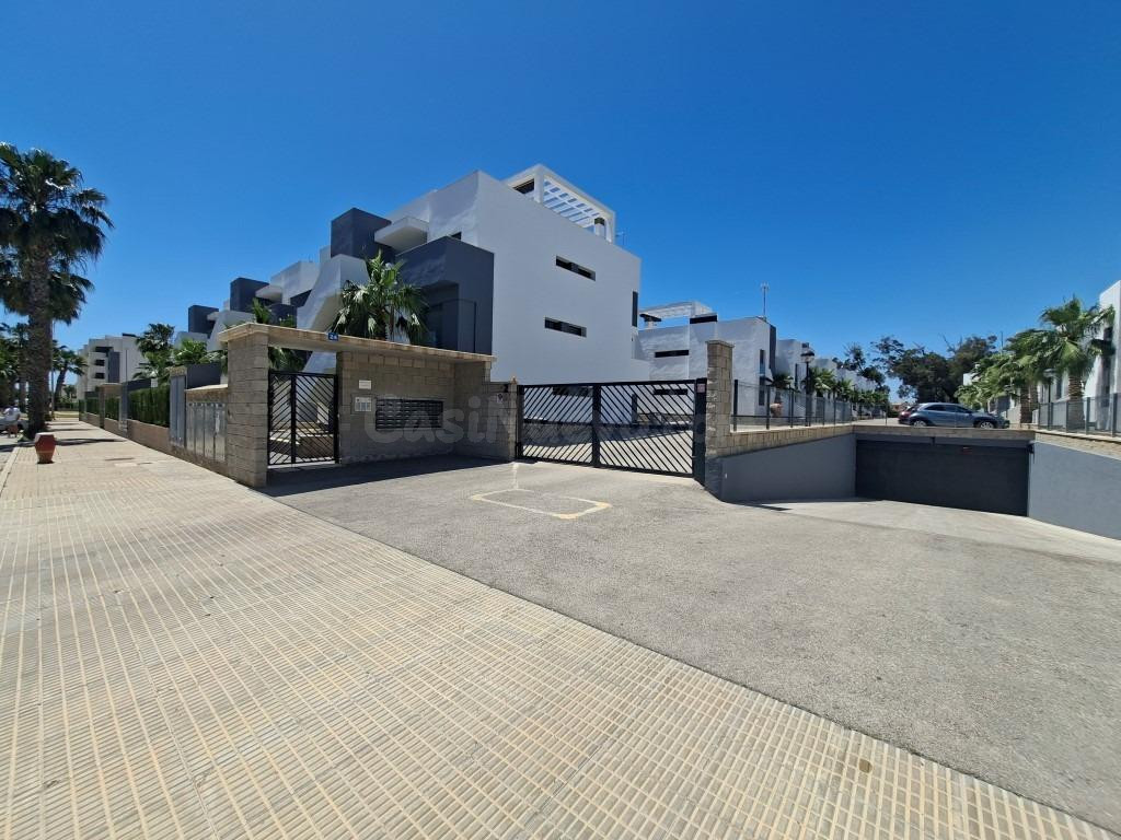 Un Oasis de Bienestar y Sofisticación en el Mediterráneo - foto 4