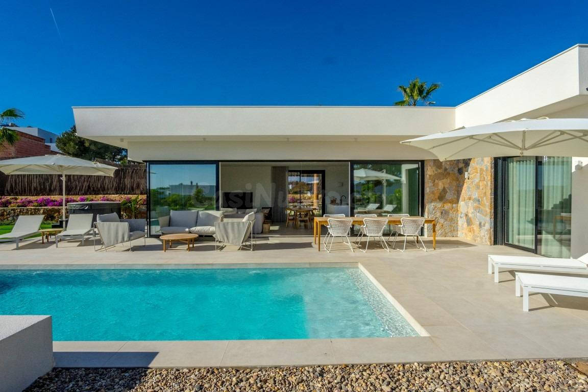 Exclusiva Villa de Diseño Minimalista en Planta Única con Pi - foto 2