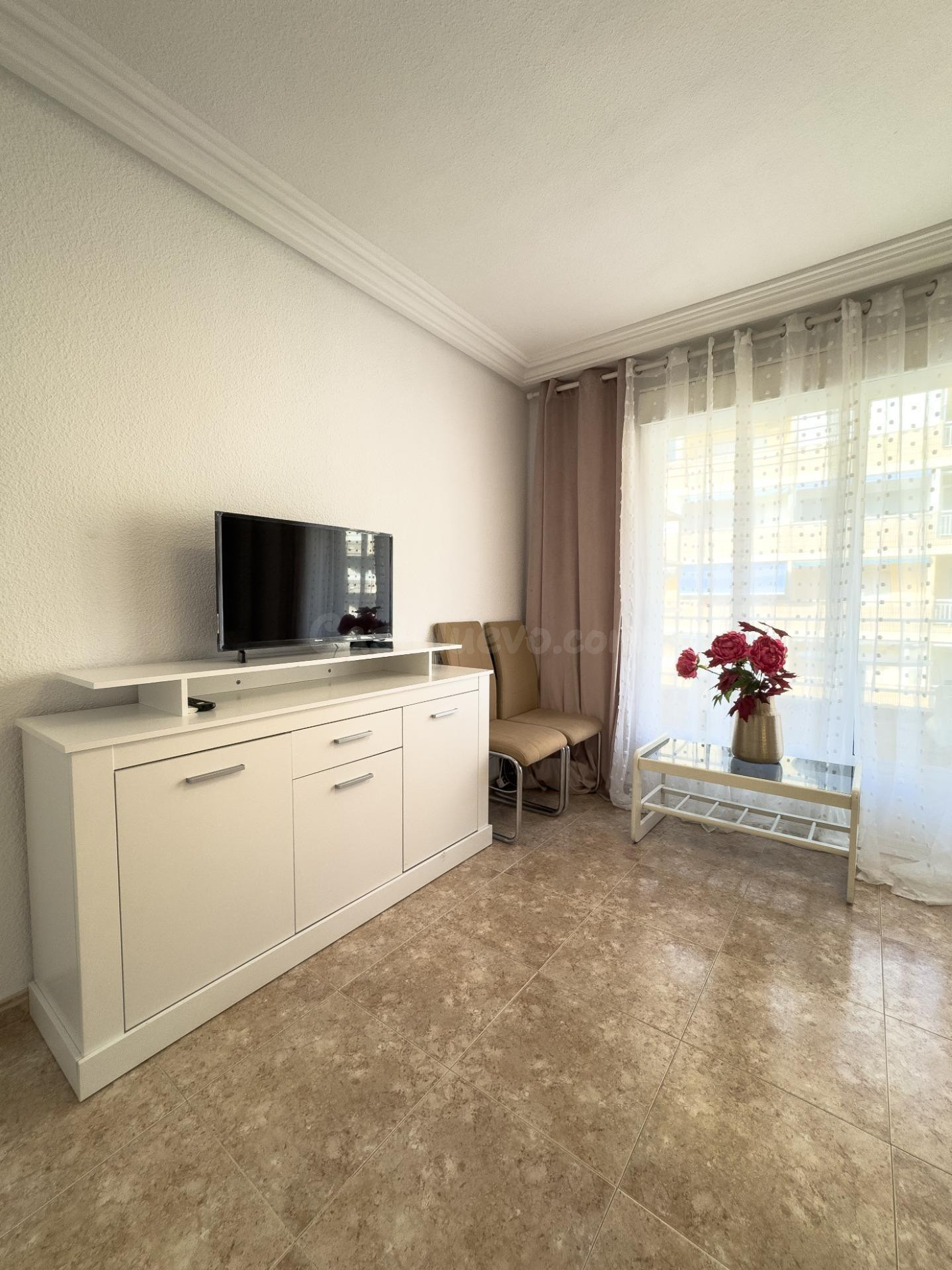 ESTUPENDO APARTAMENTO EN SEGUNDA LINEA DE PLYA, IDONEO COOMO VACACIONAL - foto 3