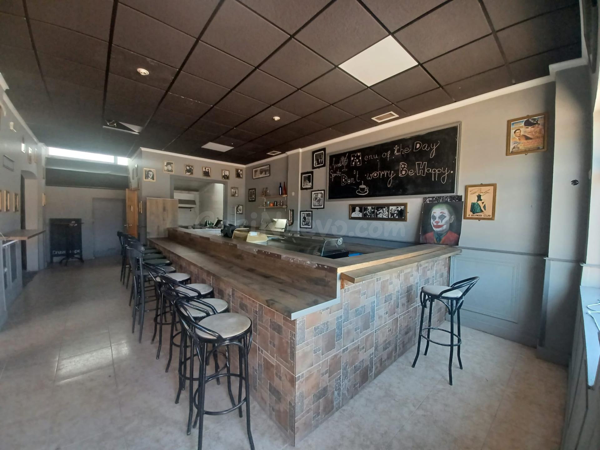 Local Comercial en Alquiler – Ubicación Inmejorable en Orihu - foto 2