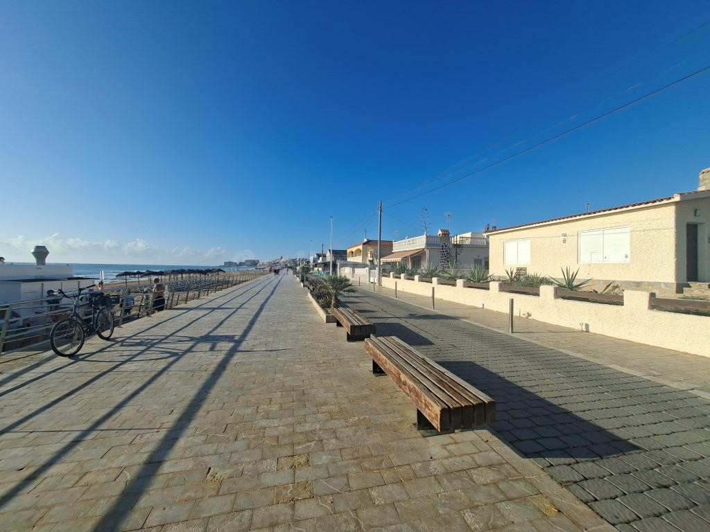 Tu refugio privado en primera linea a un par de pasos de la  - foto 5