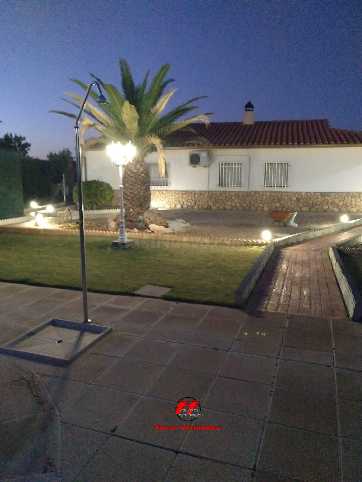 Maravilloso chalet a la venta en Illana (Guadalajara) - foto 5