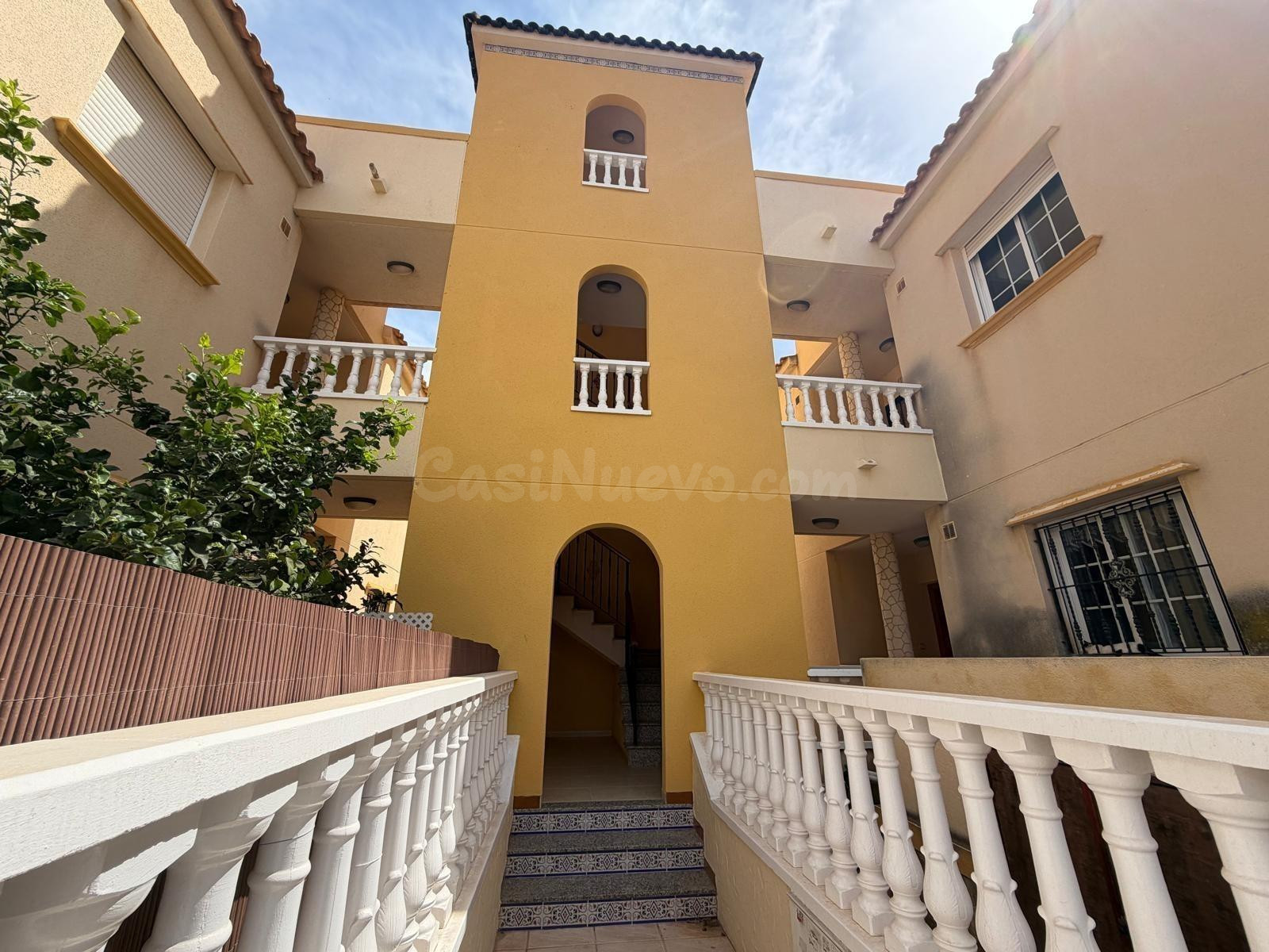 MAGNIFICA VIVIENDA CON PISCINA COMUNITARIA, IDEAL PARA VIVIR TODO EL AÑO O COMO INVERSION - foto 2