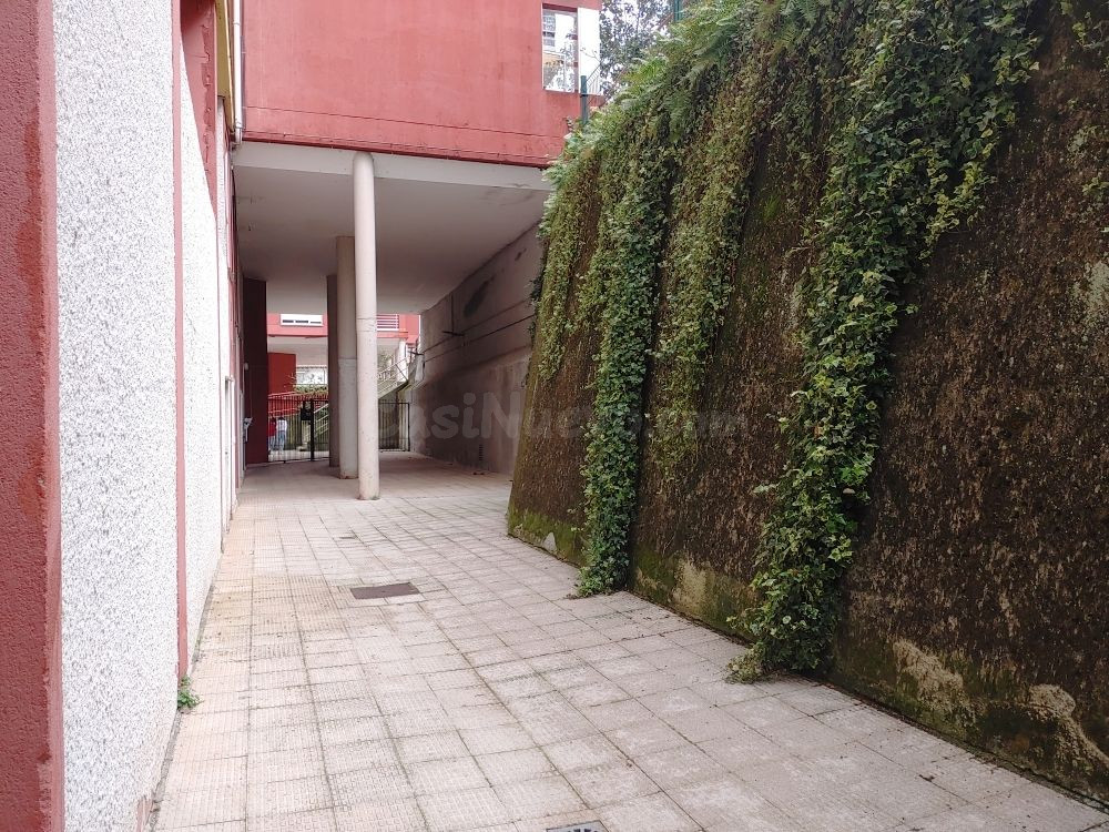 Local comercial 233m² en venta - Northern spain - foto 2