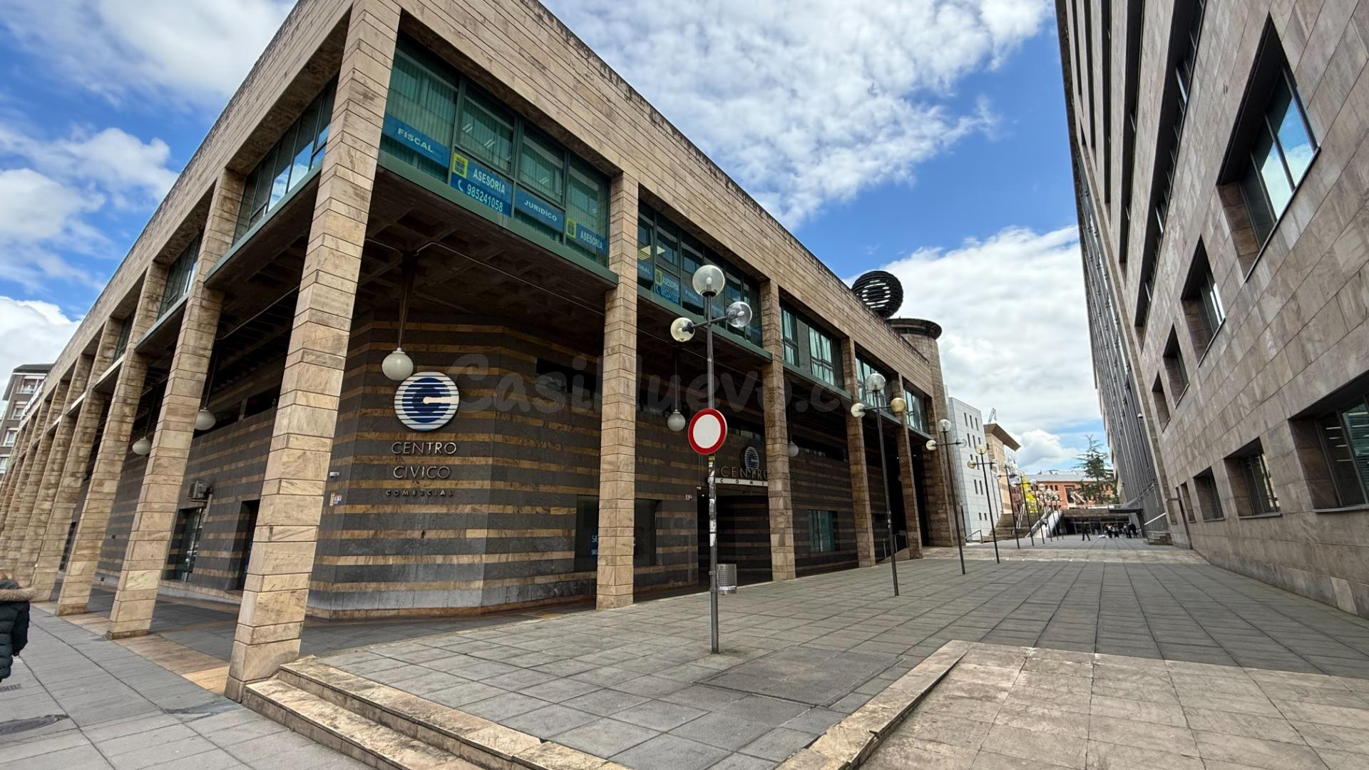 Local comercial 46m² en venta - Oviedo - foto 3