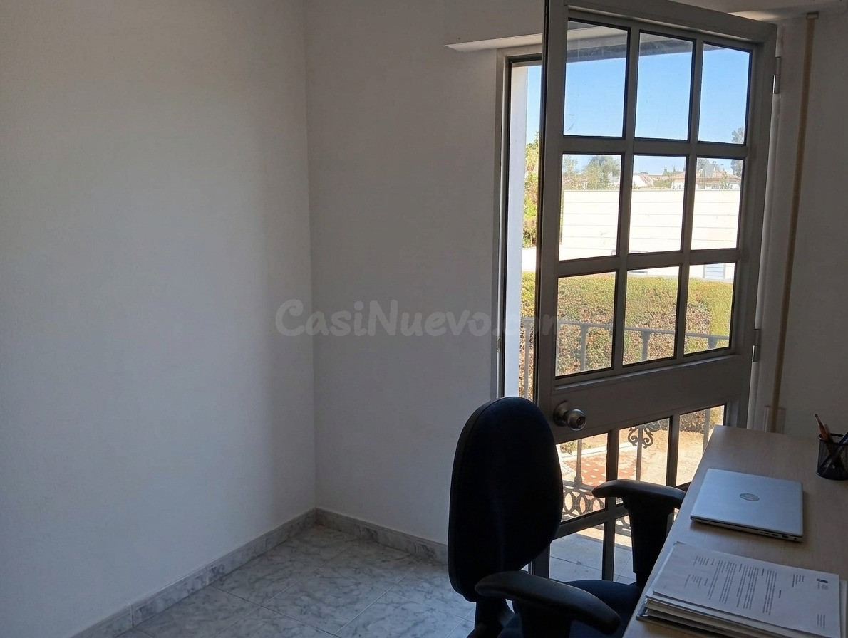 Chalet 8 habitaciones 378m² en venta - Andalucia - foto 4