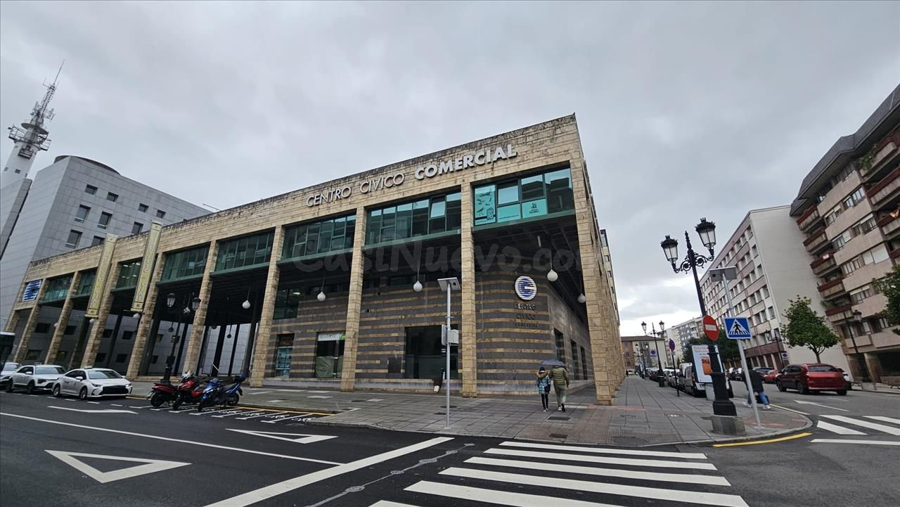 Local comercial 45m² en venta - Oviedo - foto 2
