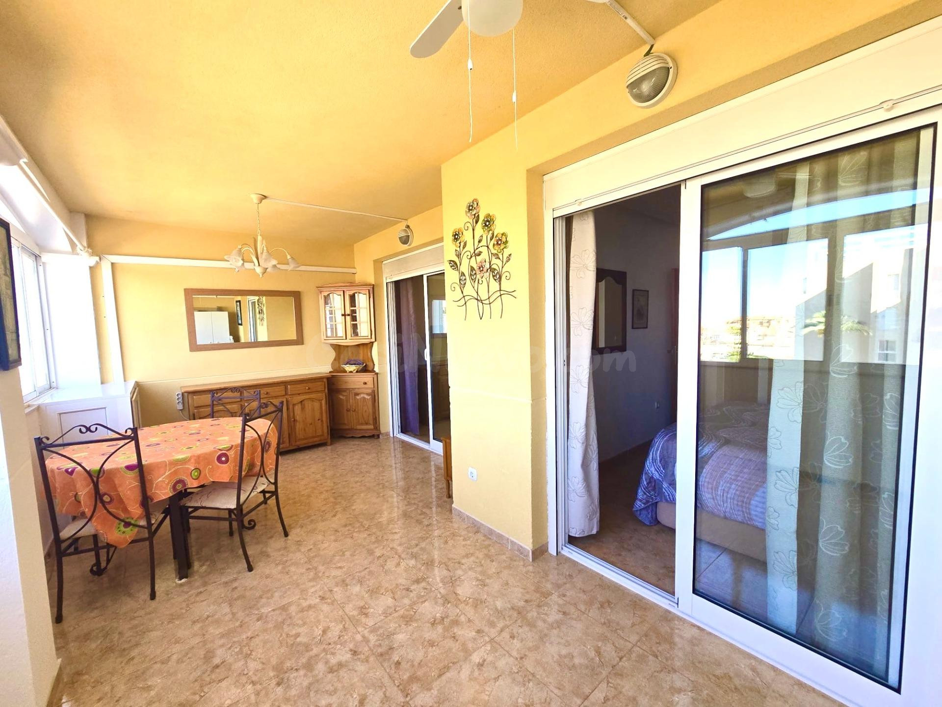 FANTASTICA VIVIENDA CON PISCINA COMUNITARIA, IDONEA COMO VAC - foto 2