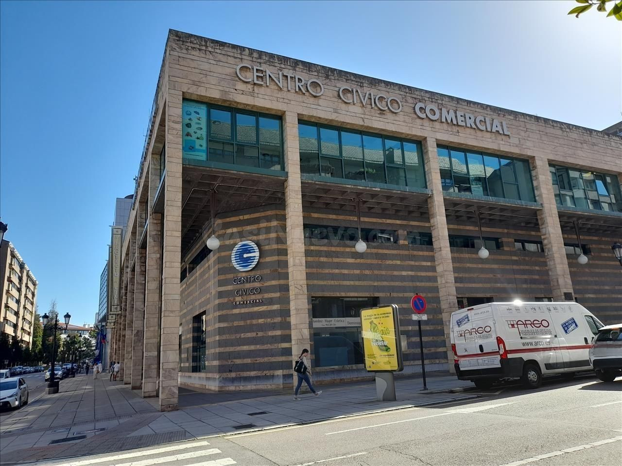 Local comercial 52m² en venta - Oviedo