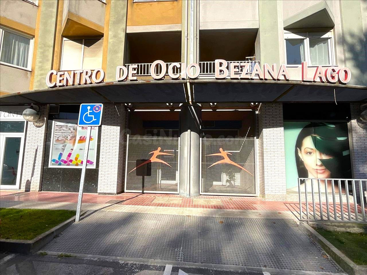 Local comercial 73m² en venta - Santa cruz de bezana