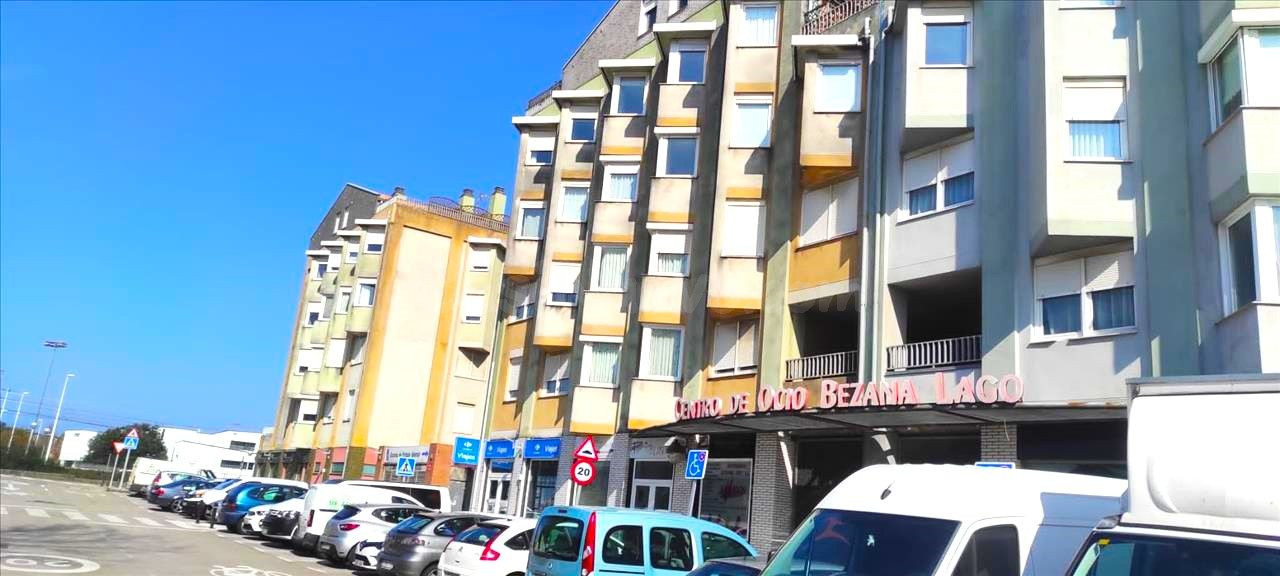 Local comercial 73m² en venta - Santa cruz de bezana - foto 3