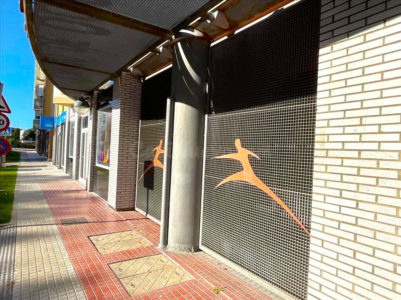 Local comercial 73m² en venta - Santa cruz de bezana - foto 4