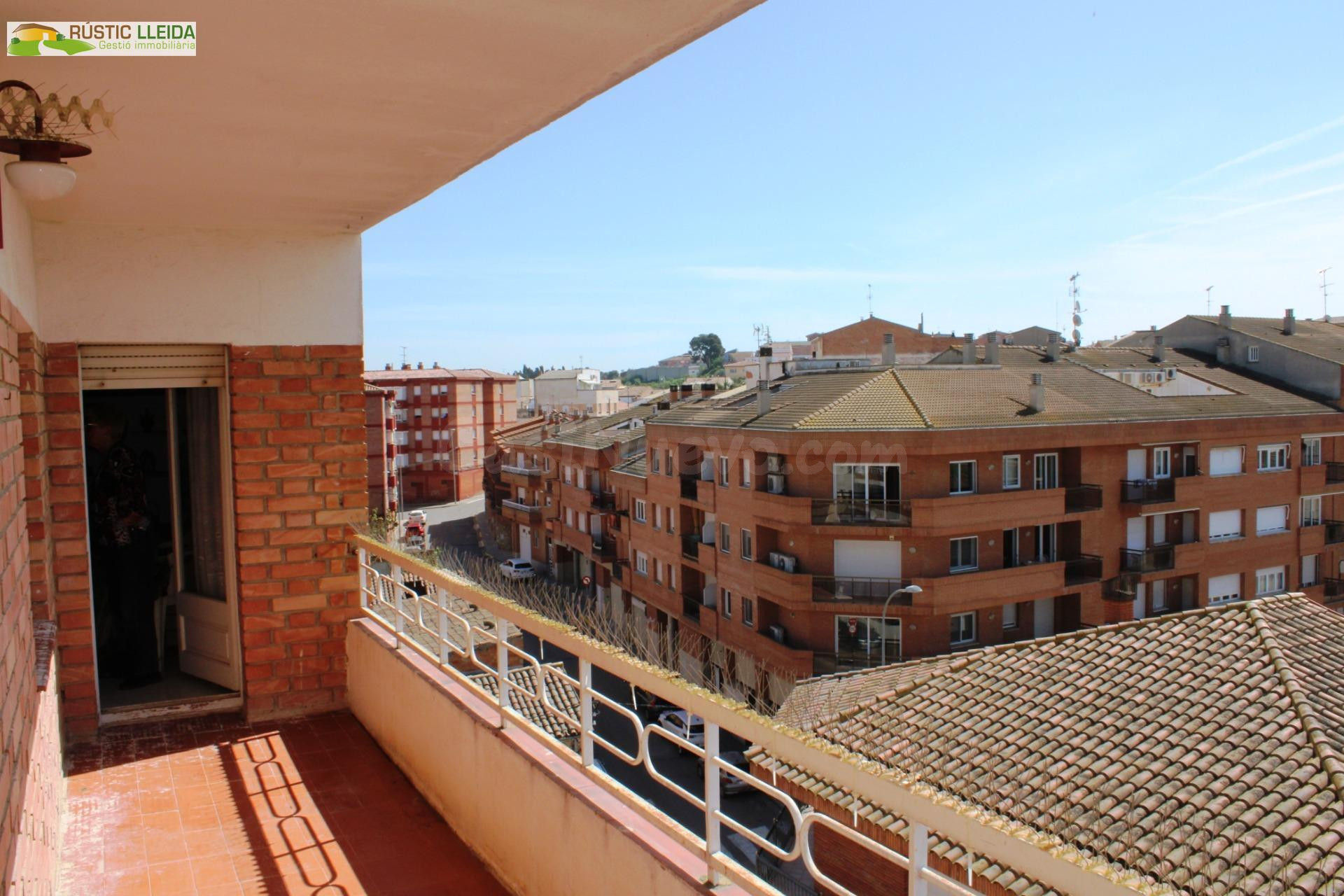 ¡El hogar perfecto para tu familia en Bellpuig! - foto 5