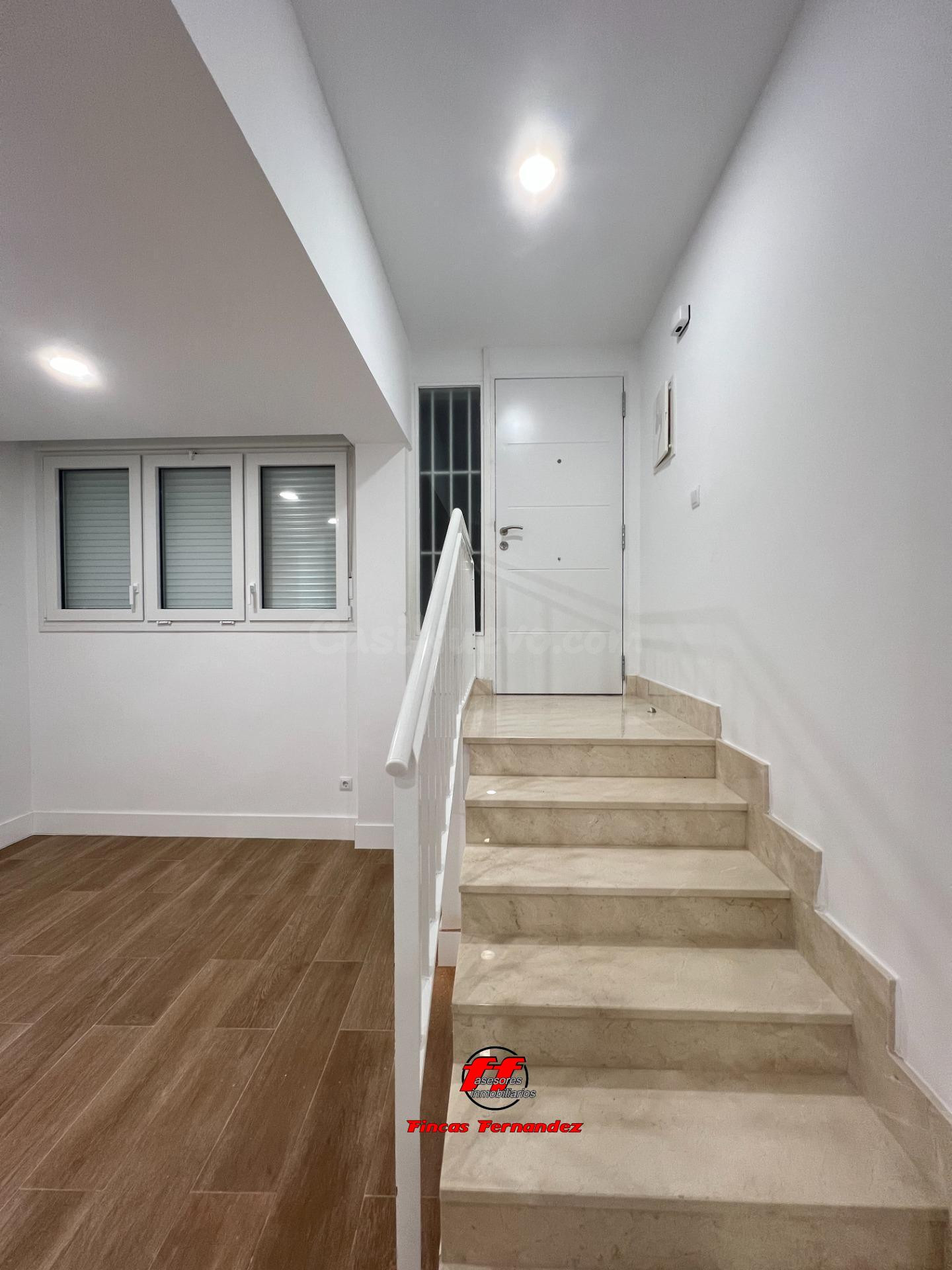 Acogedor piso de 2 dormitorios en Loeches - foto 3