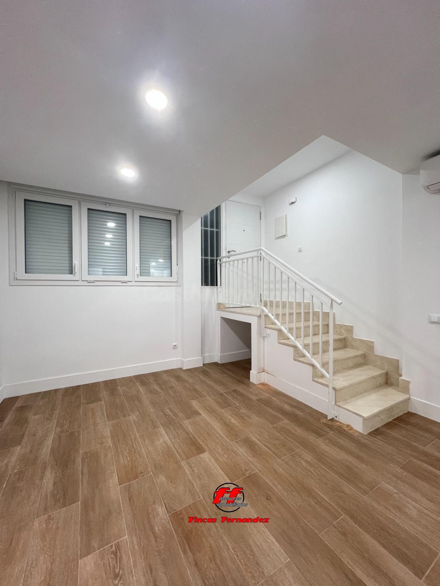 Acogedor piso de 2 dormitorios en Loeches - foto 5