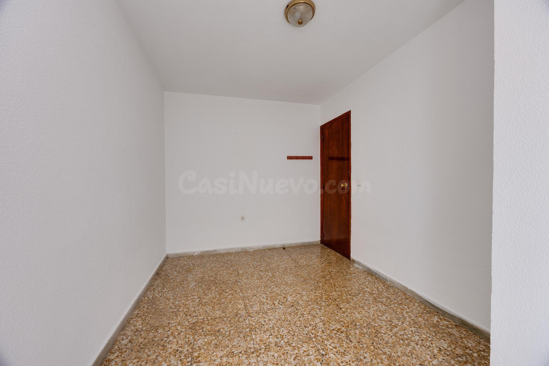 MAGNIFICA VIVIENDA, IDEAL PARA VIVIR TODO EL AÑO POR SU CERC - foto 5