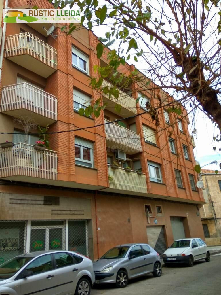 Local comercial en venta en Tàrrega.