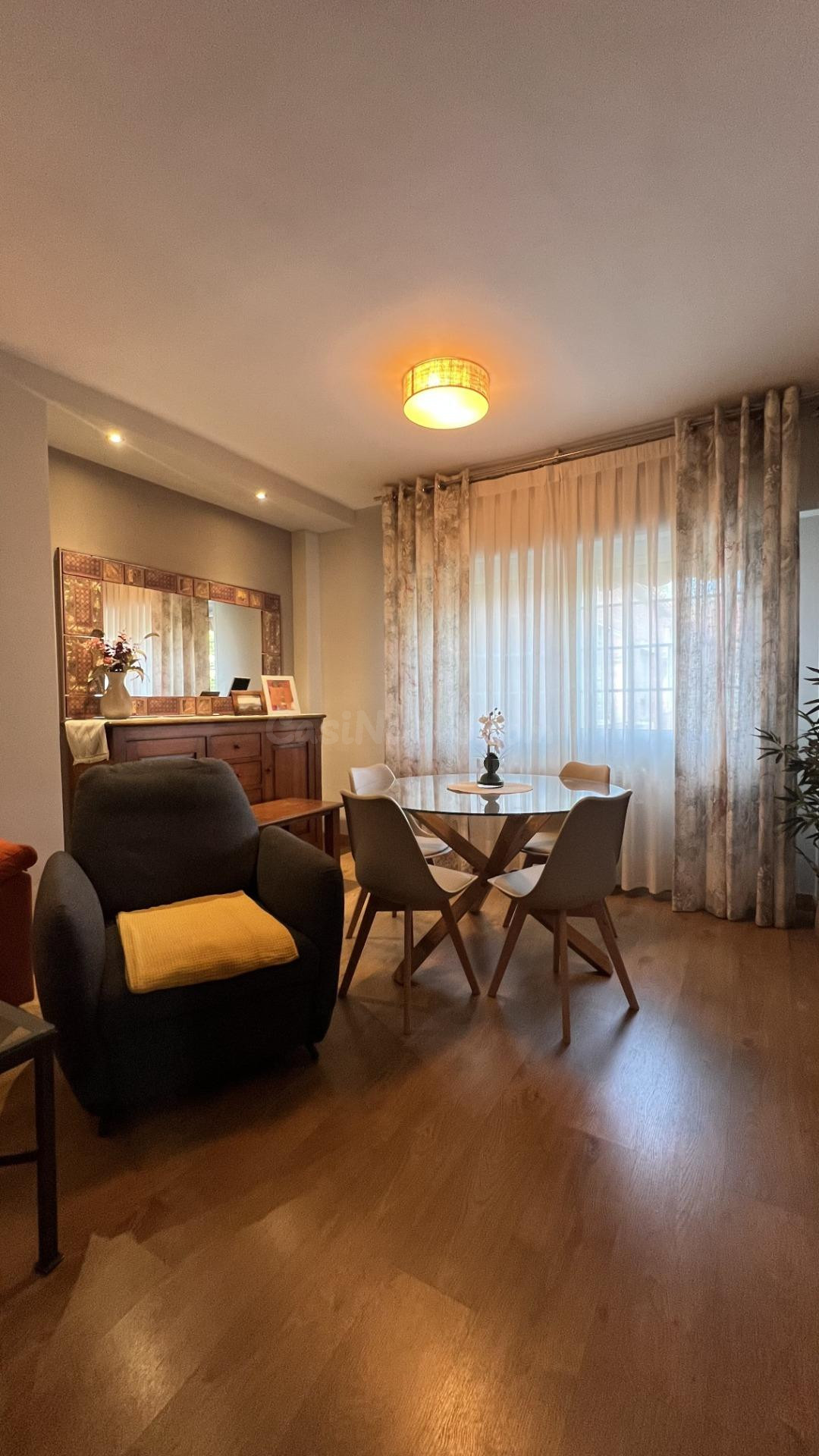 Acogedor piso de 3 habitaciones en Velilla - foto 3