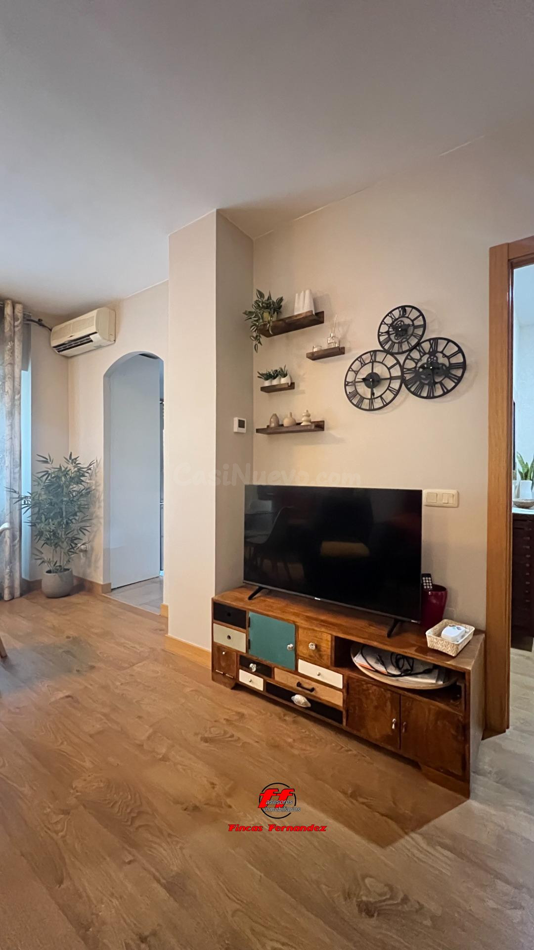 Acogedor piso de 3 habitaciones en Velilla - foto 5