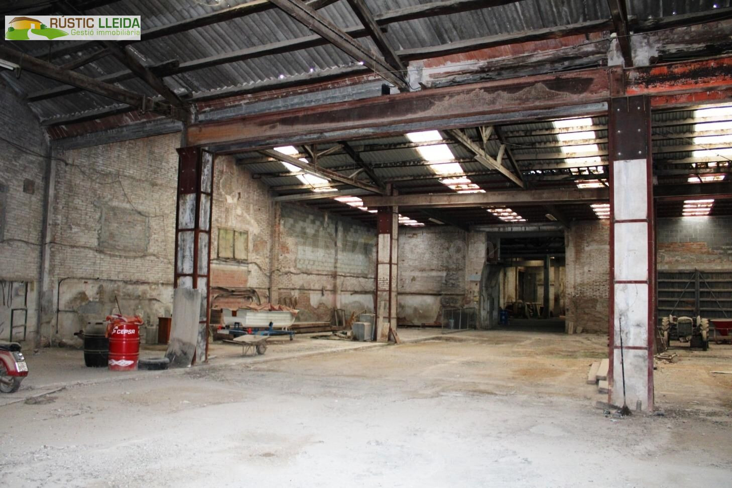 Nave industrial en venta a 13 km de Mollerussa. - foto 3
