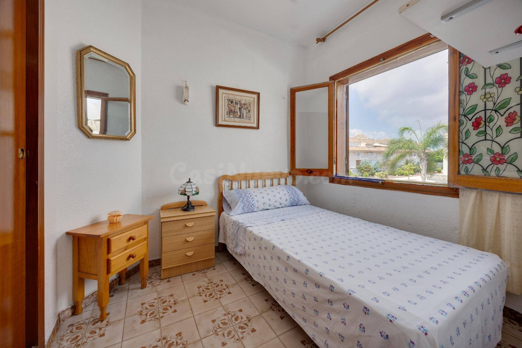 MAGNIFICA VIVIENDA, CERCANO A COLEGIO Y CENTRO DE SALUD. IDE - foto 2