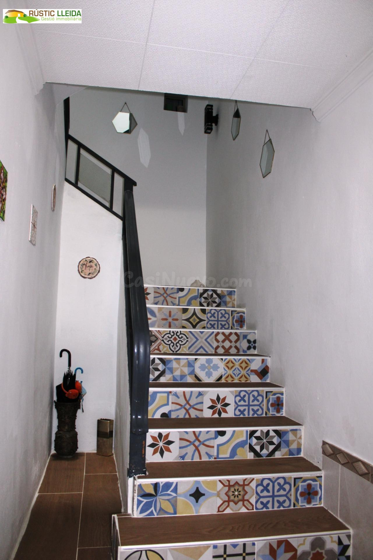 Una casa con acceso desde dos calles y un sinfín de posibili - foto 4