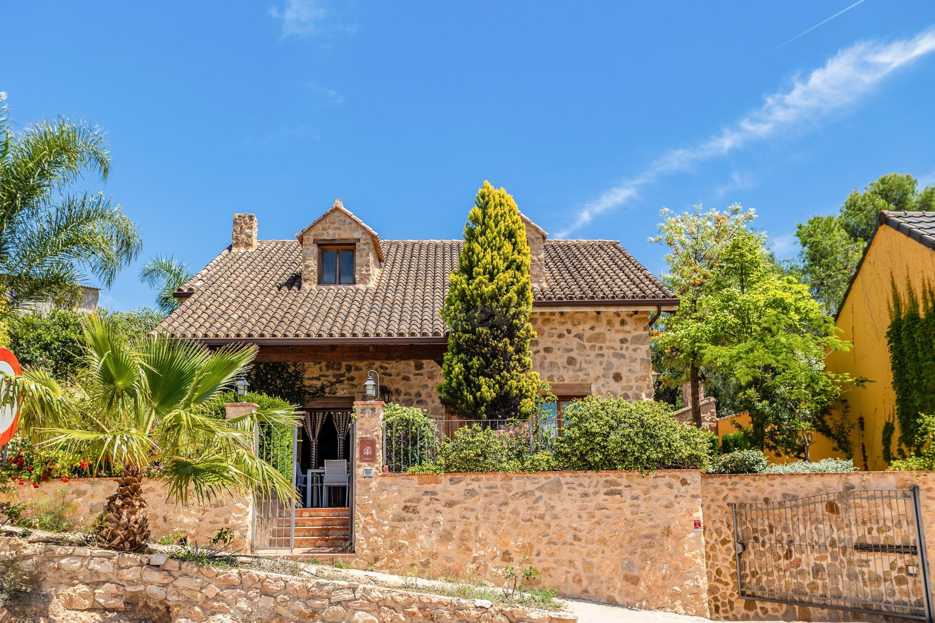Chalet en Pedralba Bajada de 33.000 €. AHORA 365.000 € - foto 4