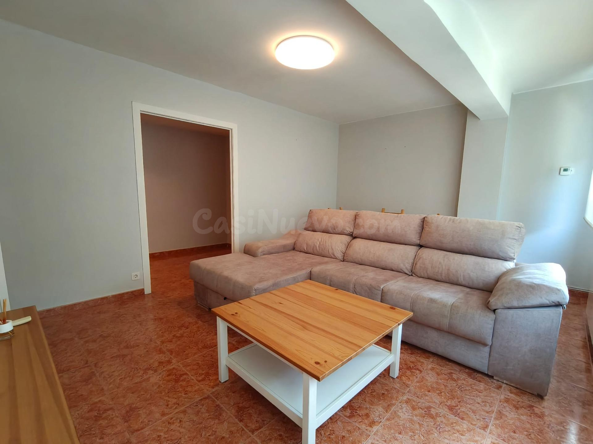 PISO EN ALQUILER EN C/CALATORAO – SECTOR CASCO ANTIGUO - foto 2