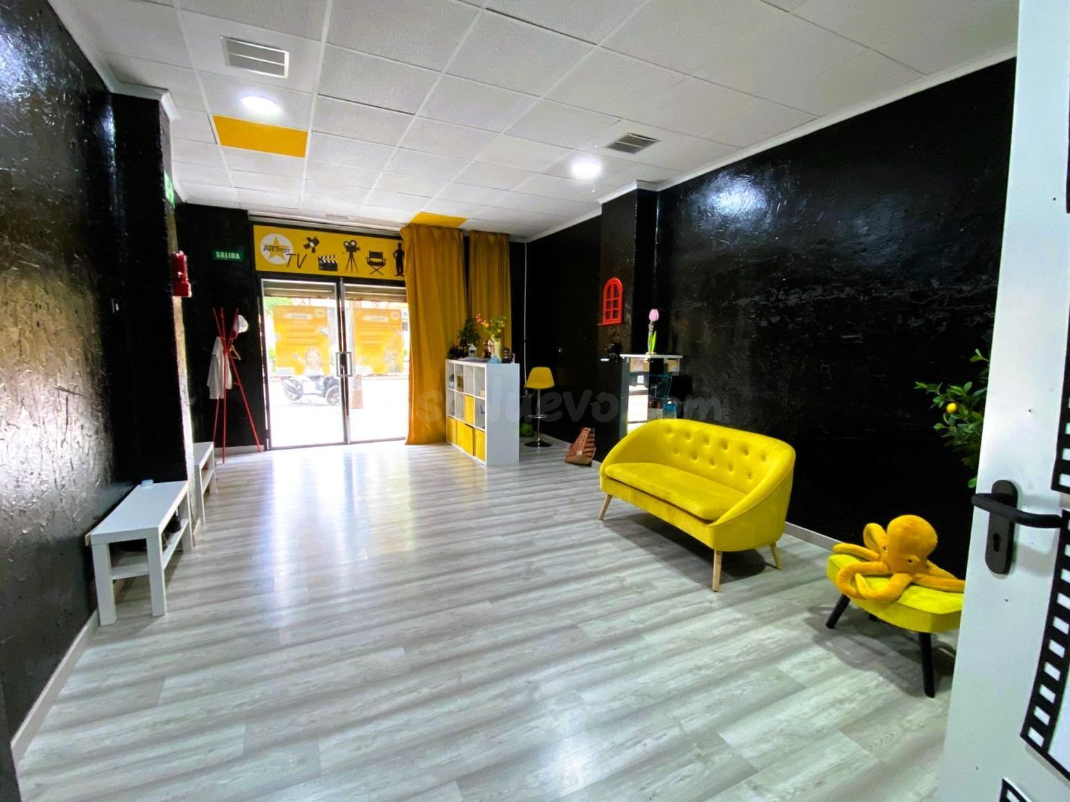 Amplio local comercial ALQUILADO CON RENTABILIDAD  diagonal  - foto 3