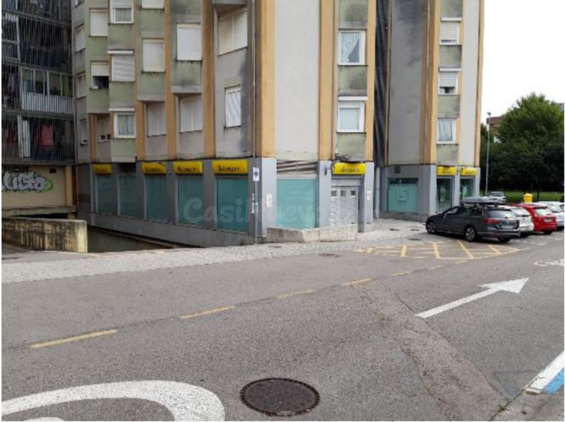 Garaje 34m² en venta - Santa cruz de bezana - foto 3