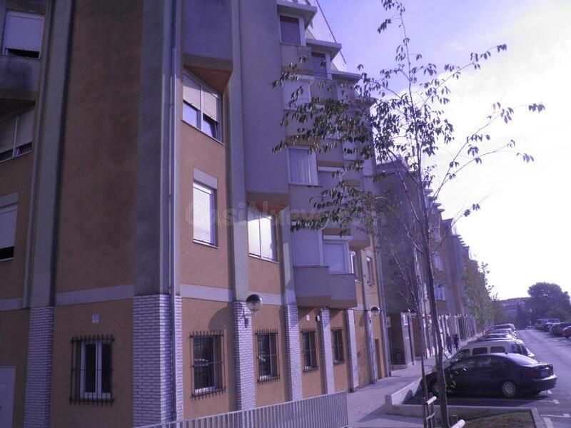 Garaje 22m² en venta - Bezana