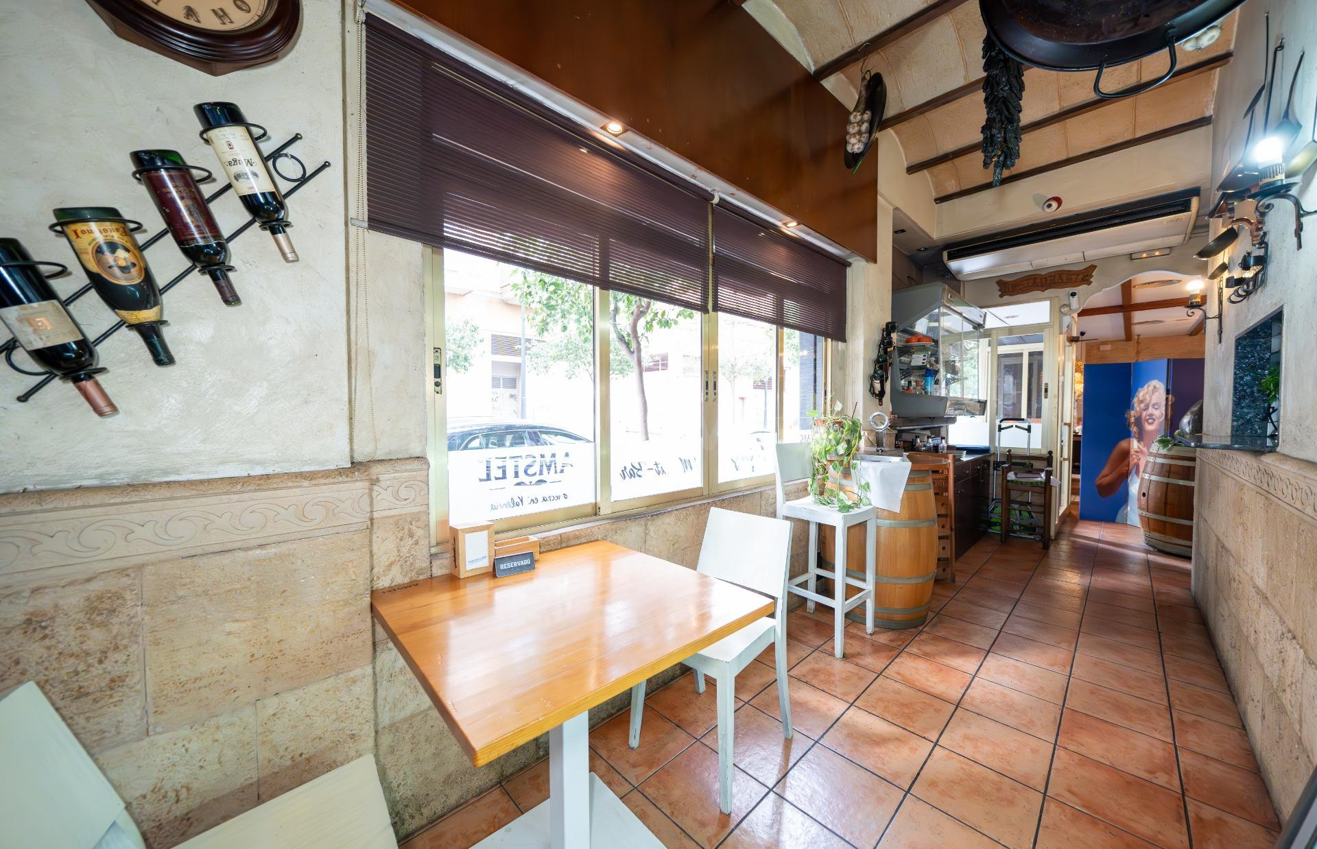 TRASPASO EXCLUSIVO: Restaurante en Funcionamiento (EDUARDO B - foto 5