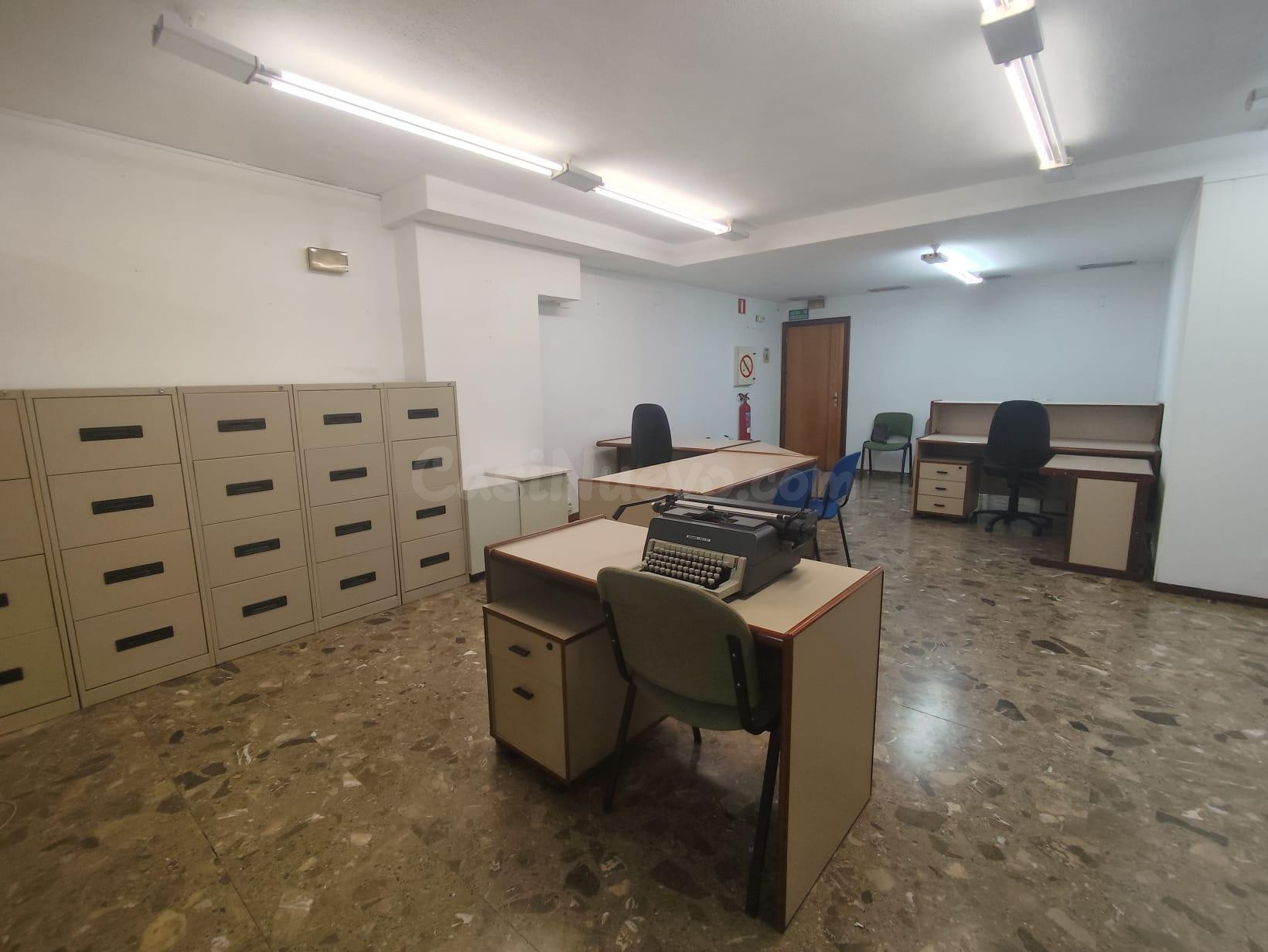 OFICINA EN PLENO CENTRO - C/ COSO 67-75 - foto 3