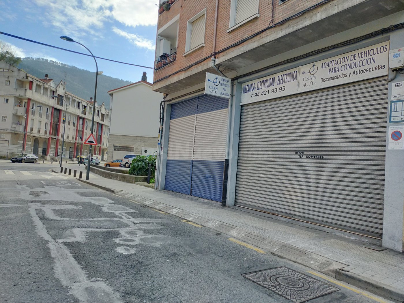 SE VENDE MAGNIFICO TALLER MECANICO EN EL PEÑASCAL