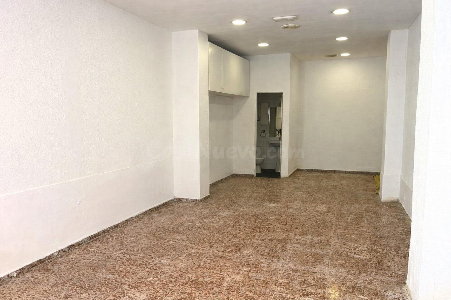 184 m2 en el centro de Bétera para crear tu propio proyecto - foto 4