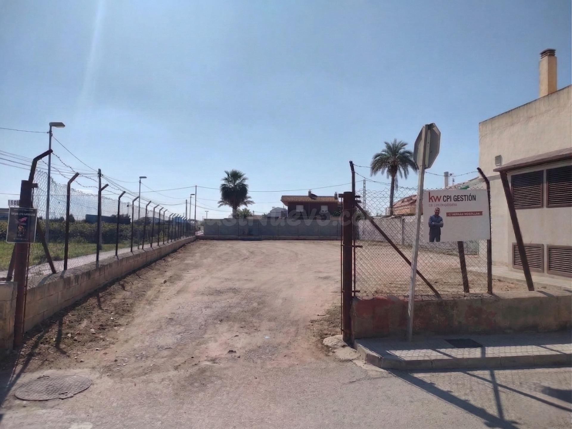 Terreno Urbano en La Aparecida, Orihuela – 1.126 m2 – Excele - foto 2