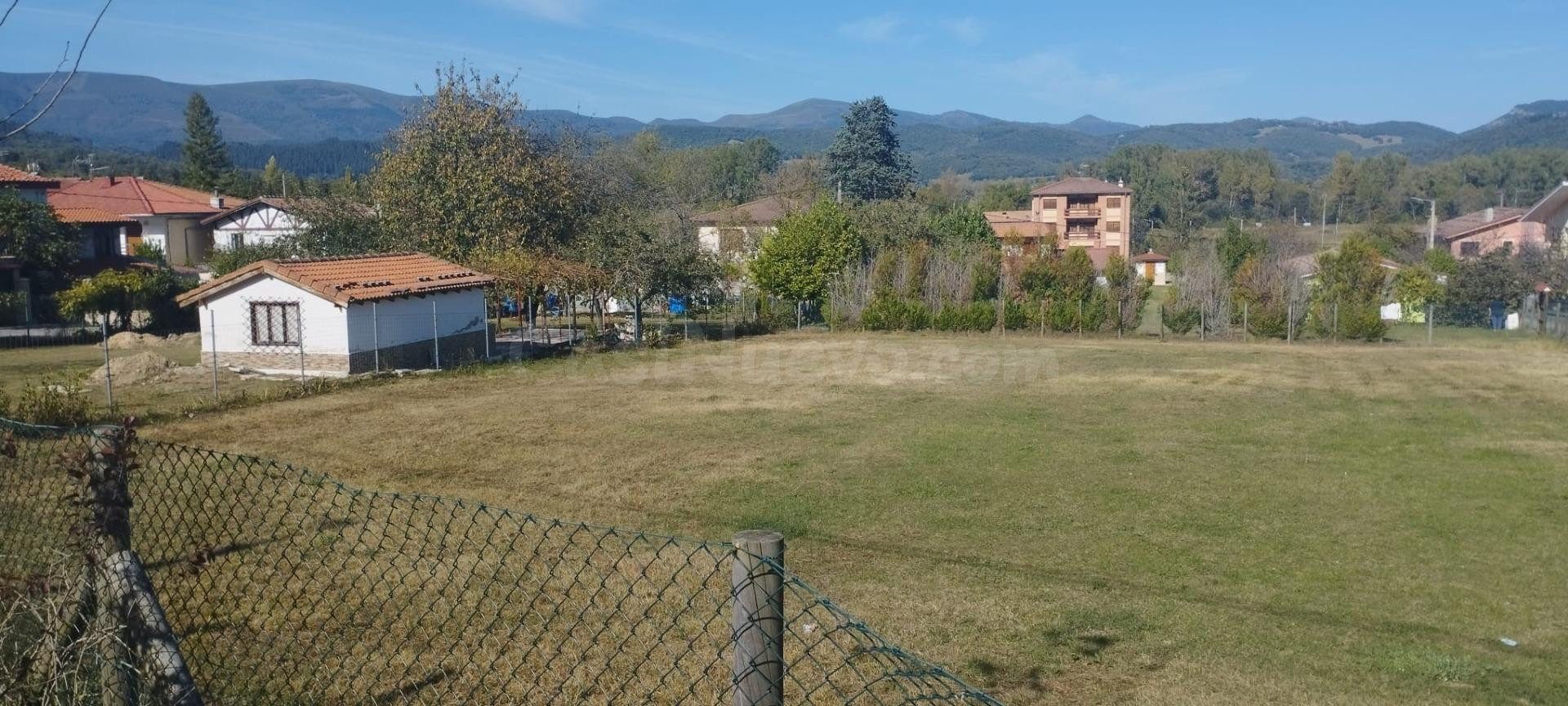 TERRENO URBANO EN SOPEÑANO DE MENA - foto 2
