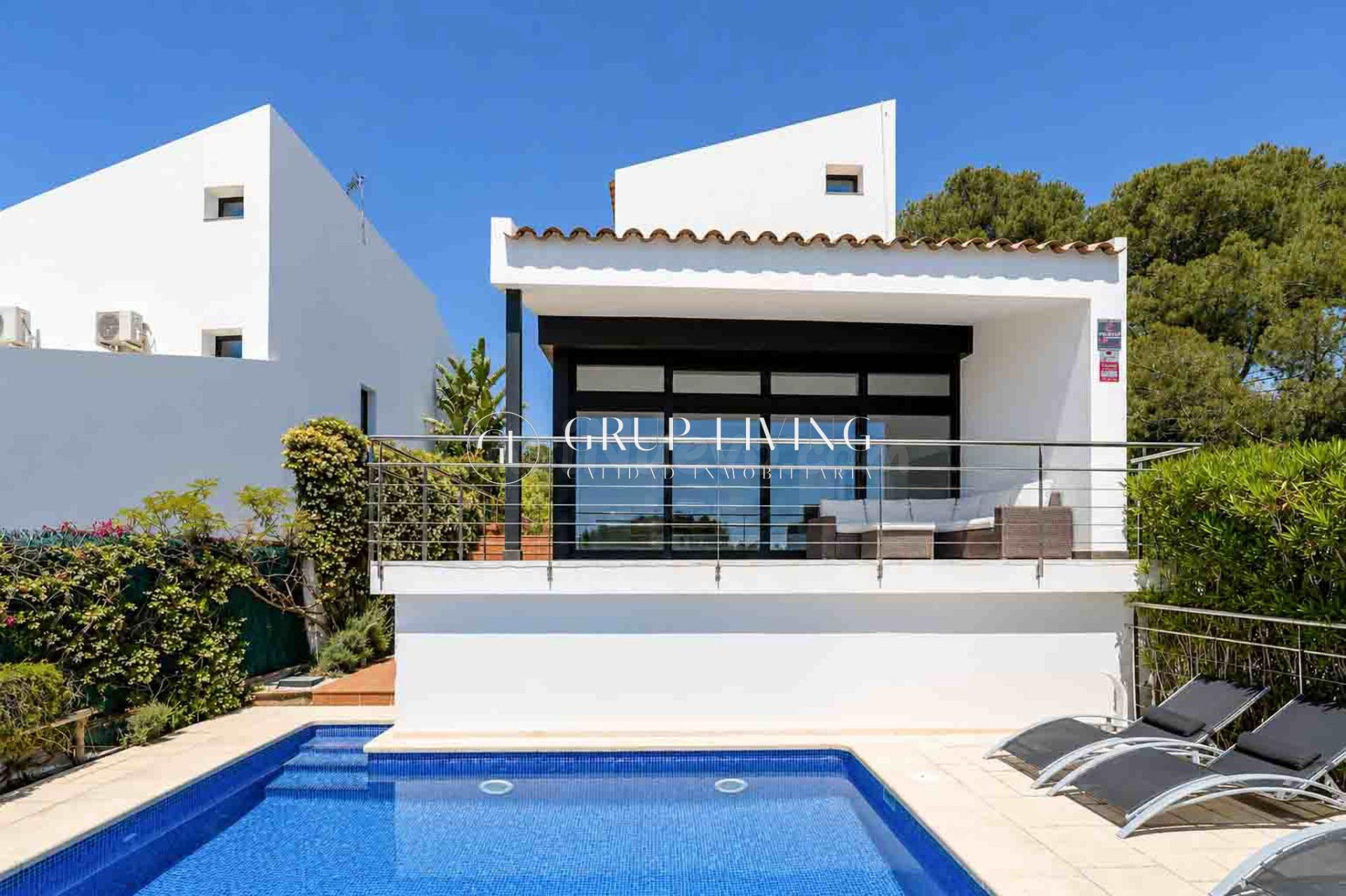 CASA EN VALLPINEDA CON LICENCIA TURISTICA Y VISTAS AL MAR - foto 3