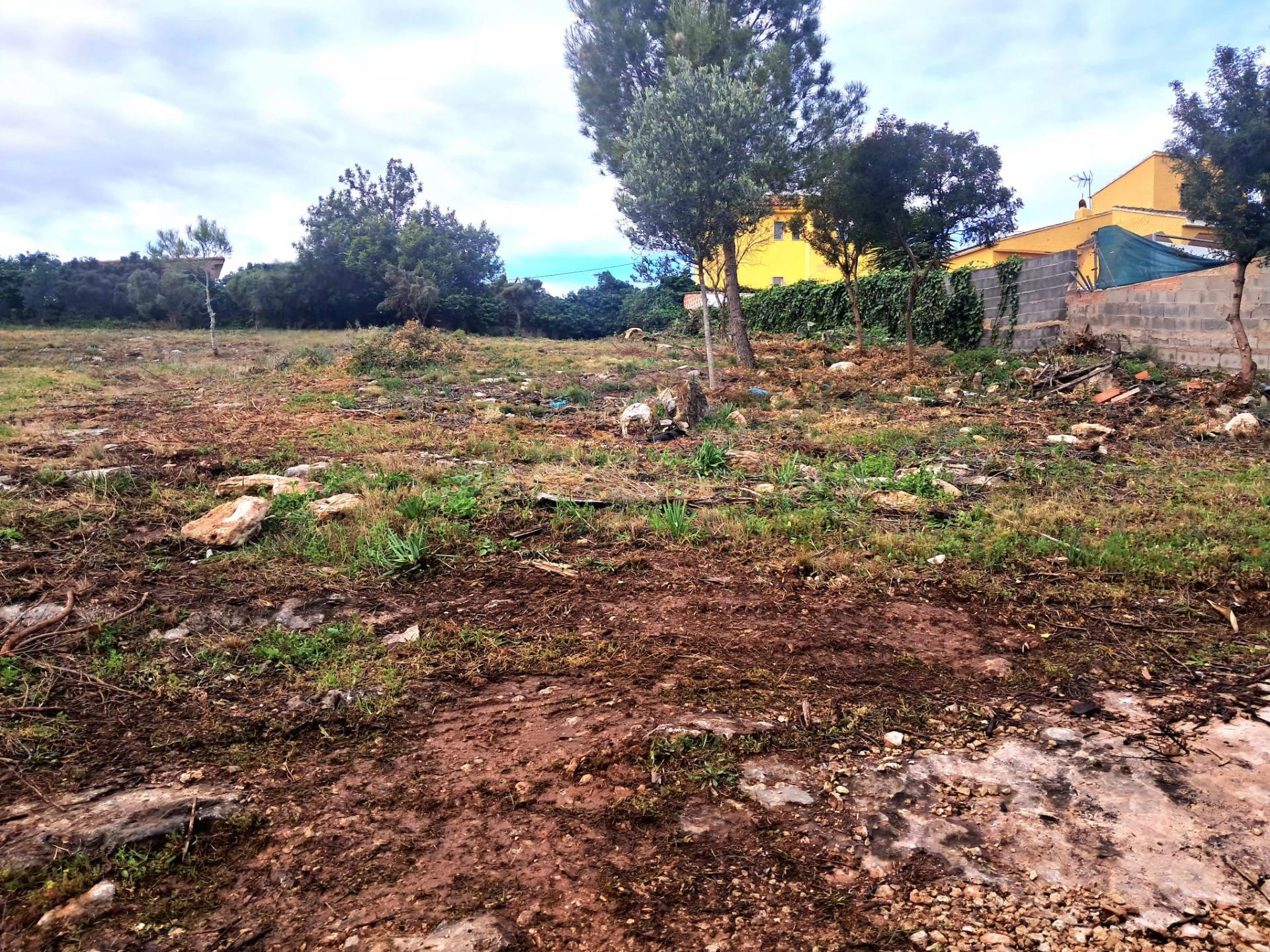VENTA DE PARCELA URBANO EN LA POBLA DE VALLBONA - foto 2