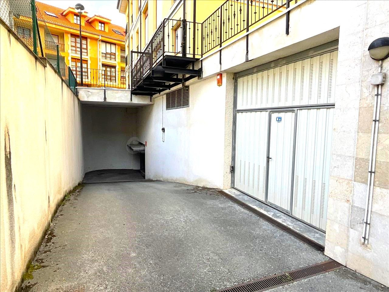 Garaje 33m² en venta - Picos de europa - foto 4