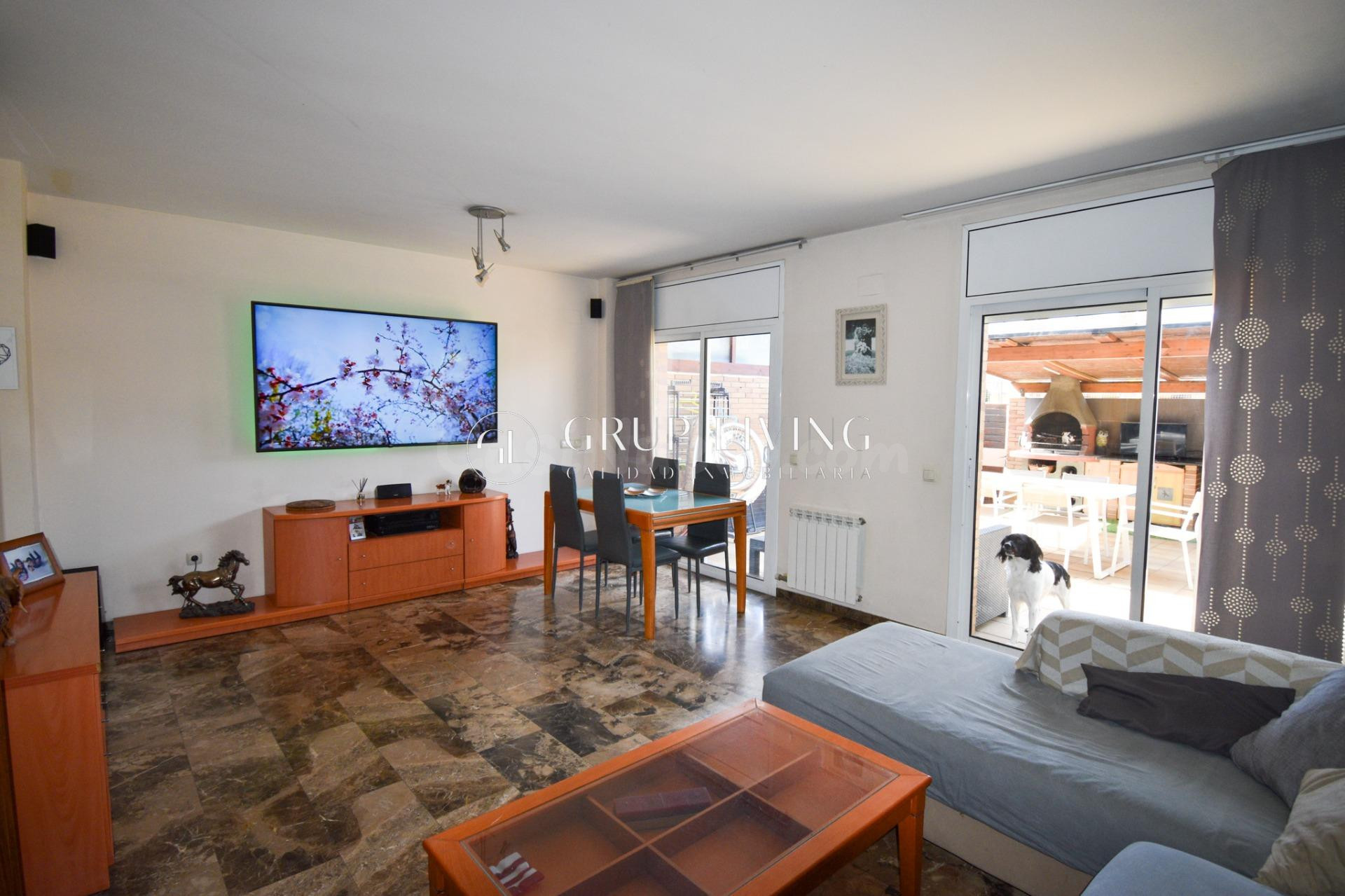 CASA MUY LUMINOSA EN VILAFORTUNY - foto 4