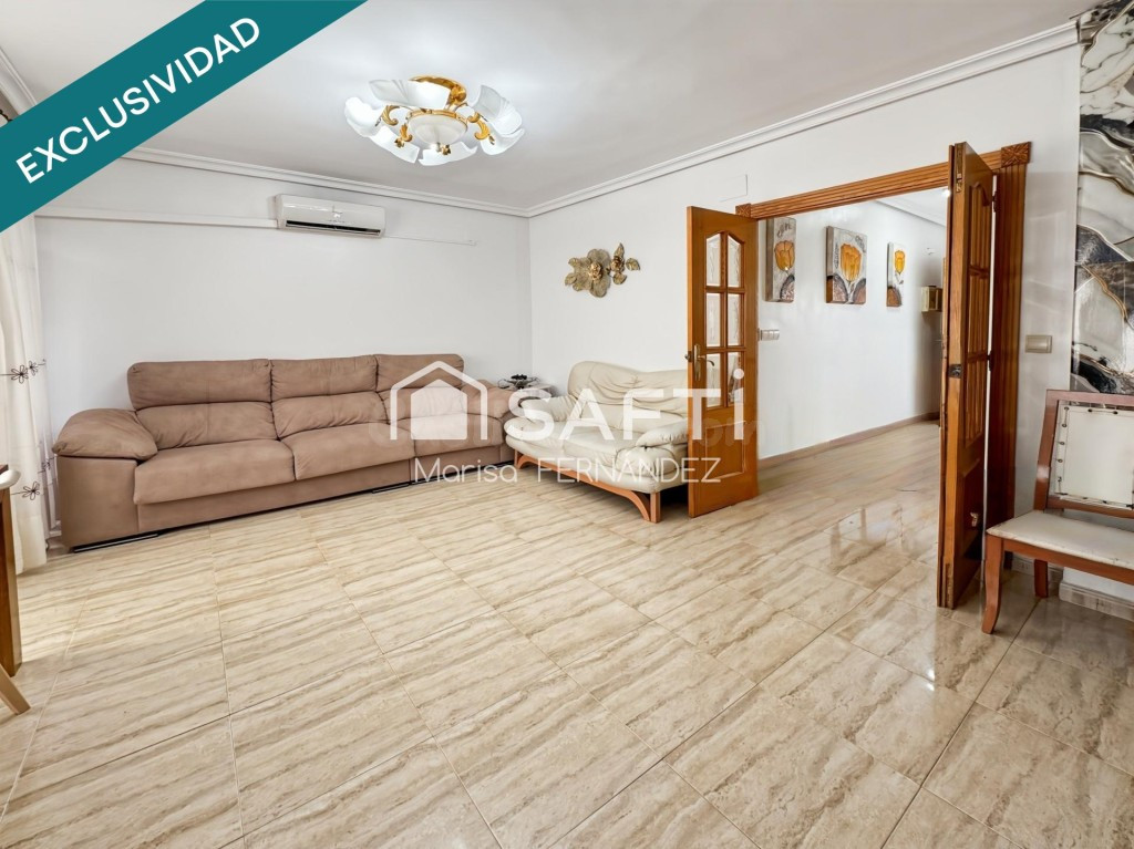 AMPLIO Y LUMINOSO PISO EN VILLAJOYOSA -- ¡SIN COMISIÓN DE CO - foto 3