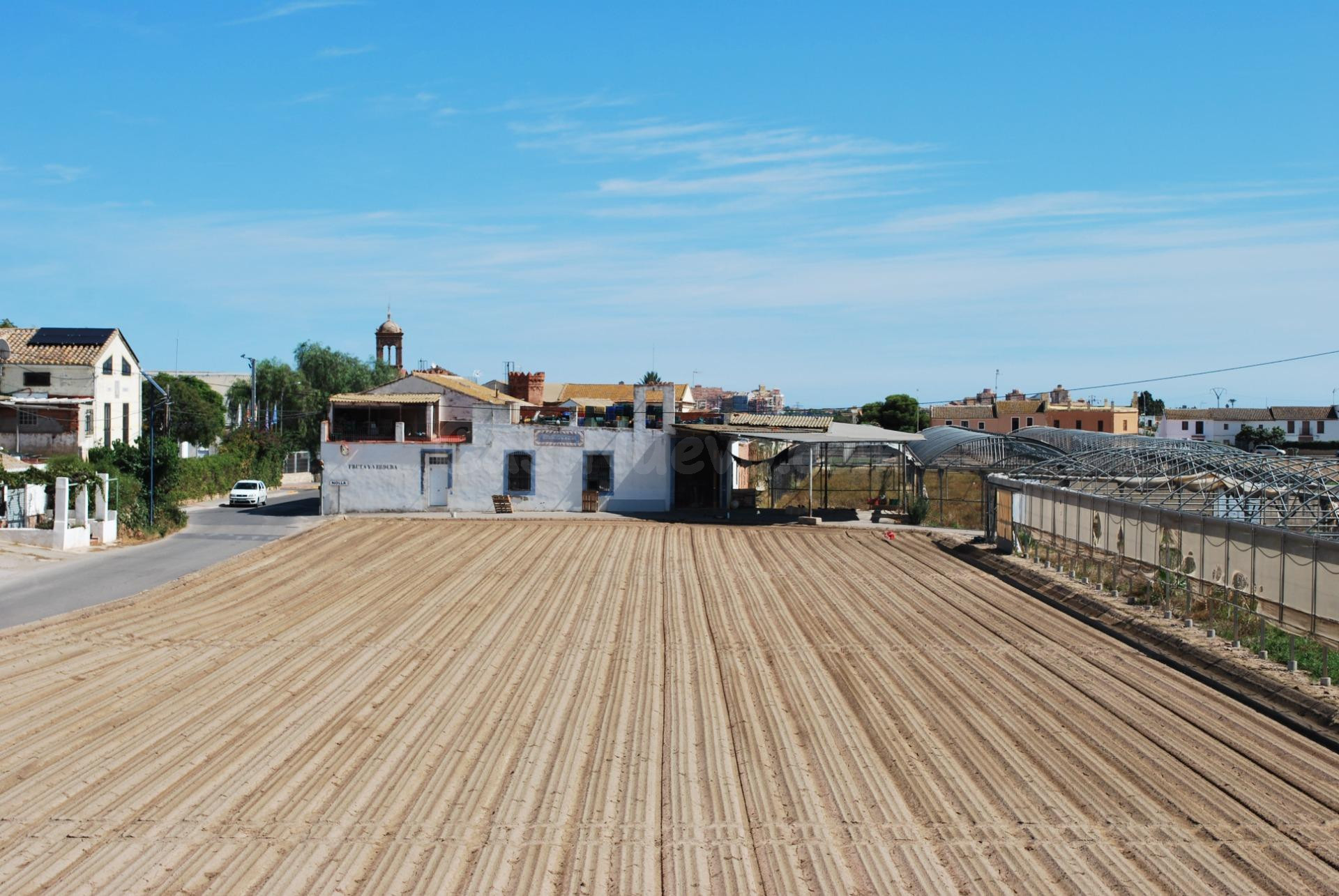 Oportunidad única en la huerta de Meliana: vivienda en parce - foto 2