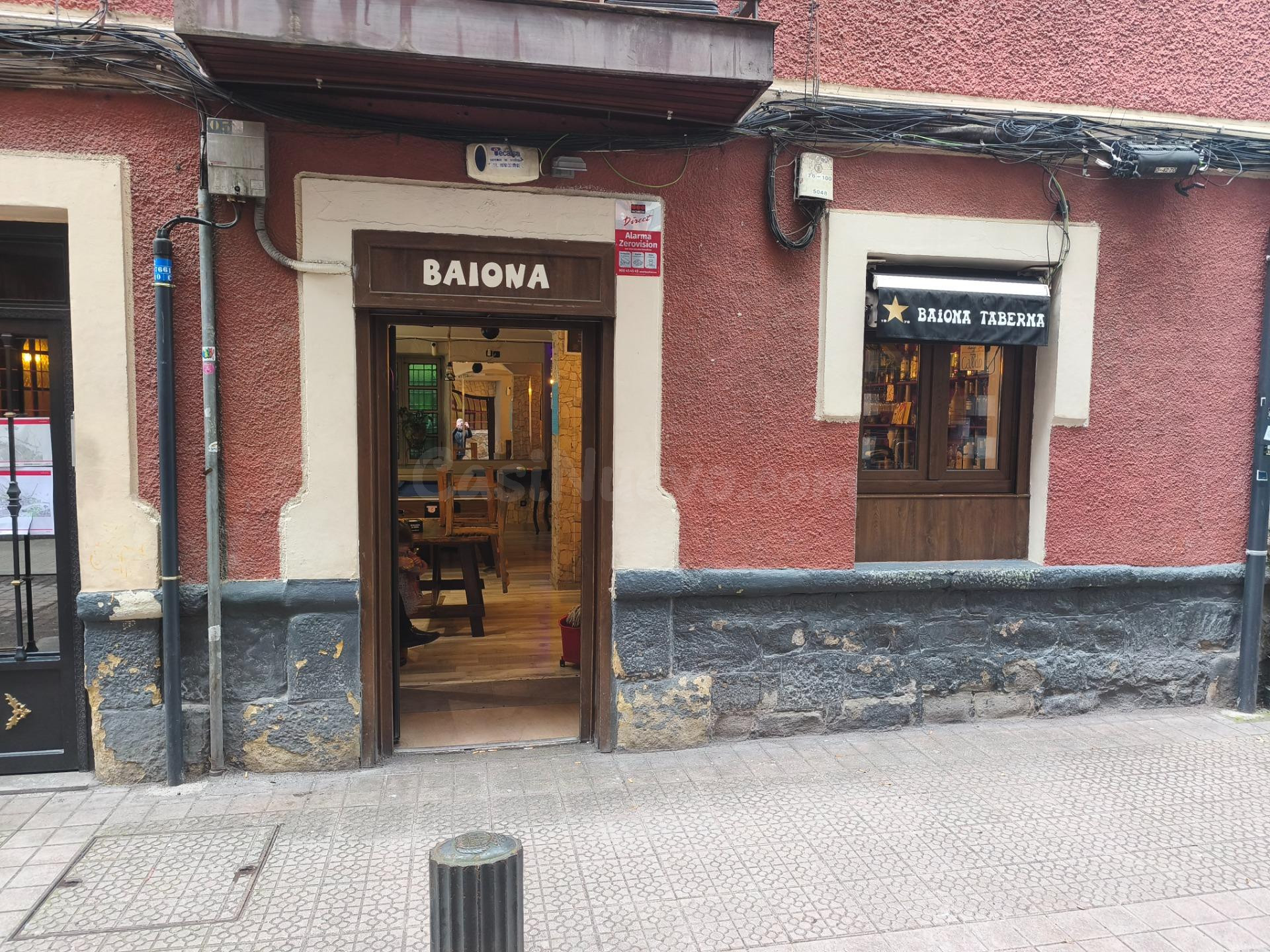 Se vende local en perfecto estado en una de las zonas mas emblematicas de Deusto - foto 2