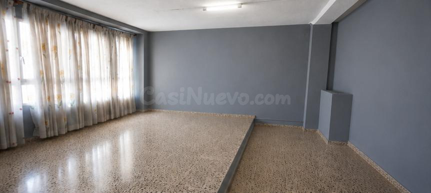 Local de 185 m2 -con 2 alturas!! Ideal Inversores con ideas!