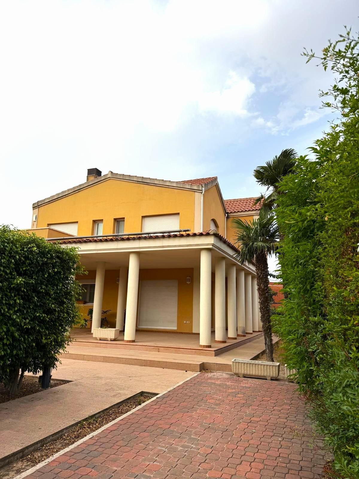 Chalet en el corazón de Elche - foto 3