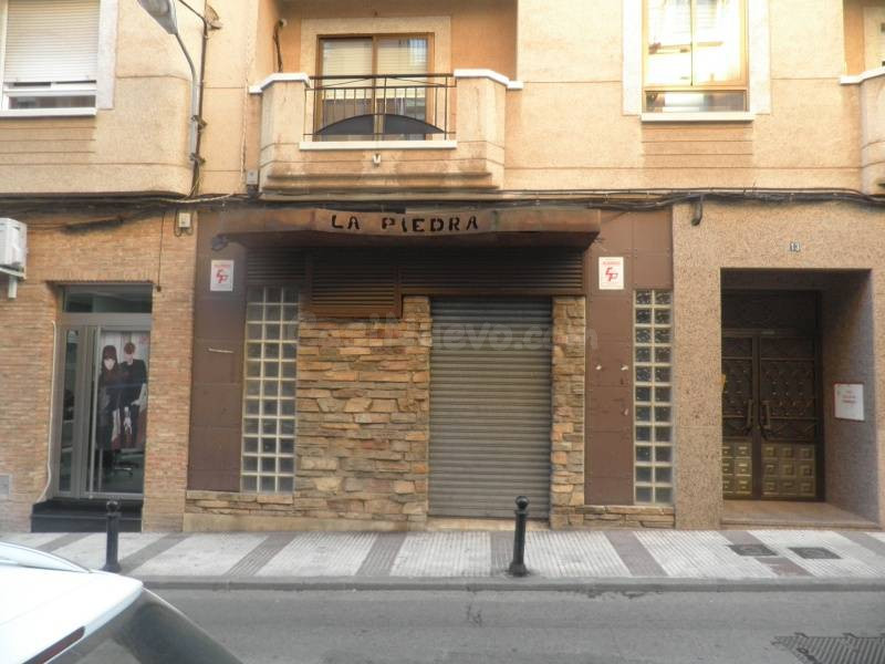 Local, céntrico 90 metros, acondicionado - foto 2