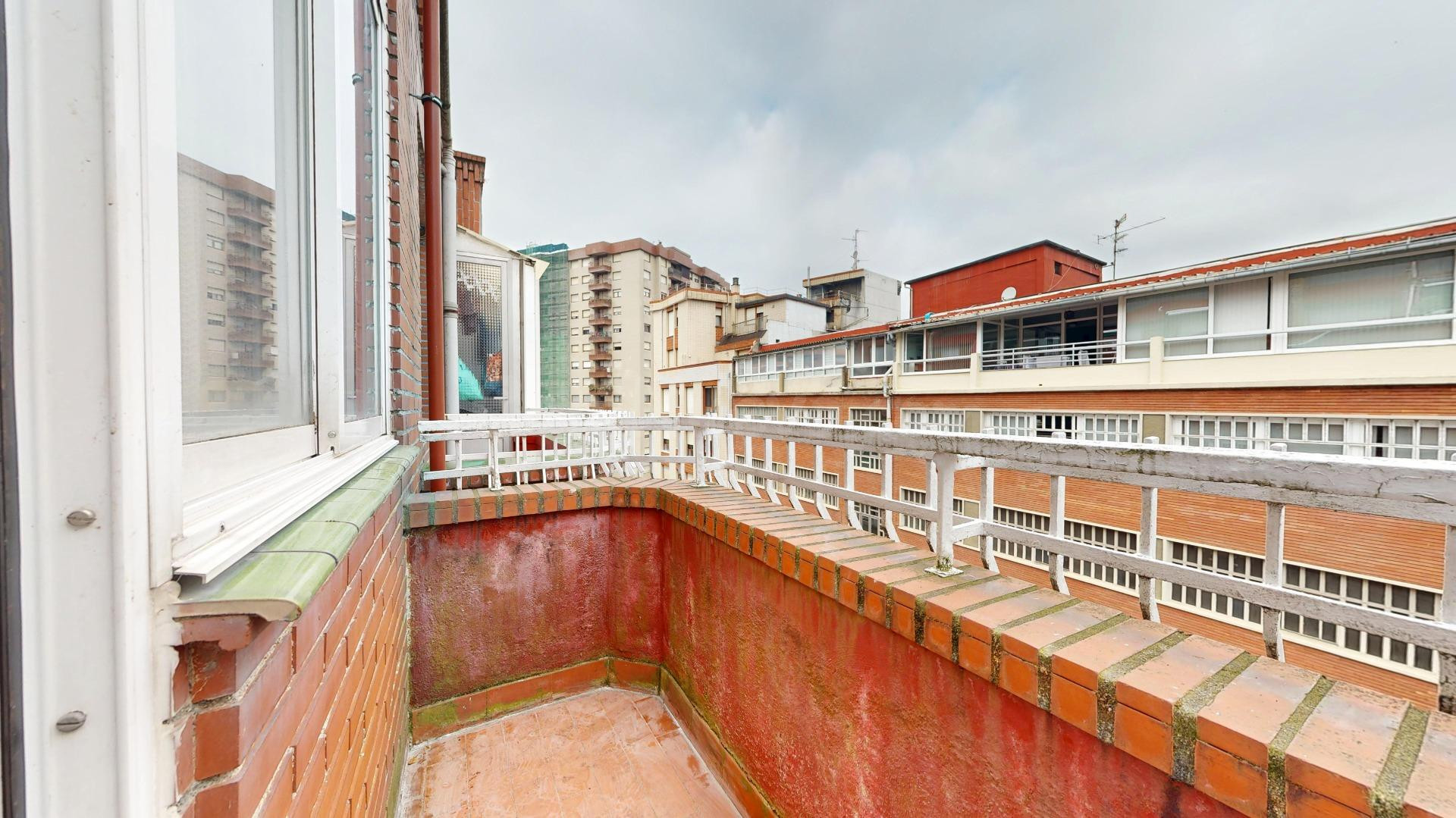 PISO 106M2 EN BASURTO - foto 5